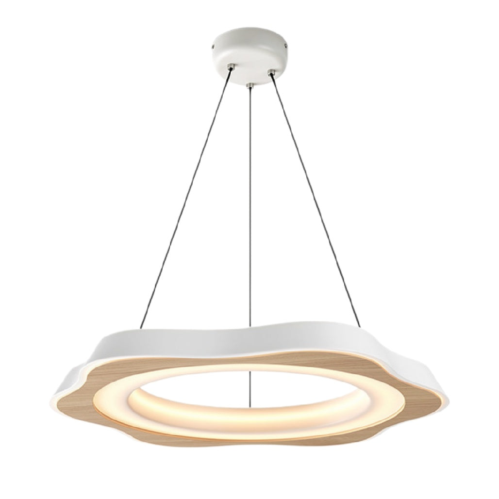 Moderne hanglamp met houten rand en warm licht